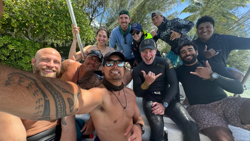 Our group for the moorea whale excursion, including our captain and local guide